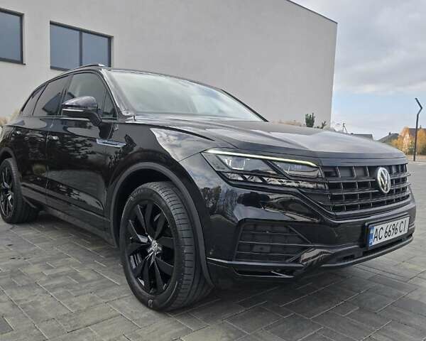 Черный Фольксваген Туарег, объемом двигателя 2.97 л и пробегом 135 тыс. км за 47000 $, фото 7 на Automoto.ua