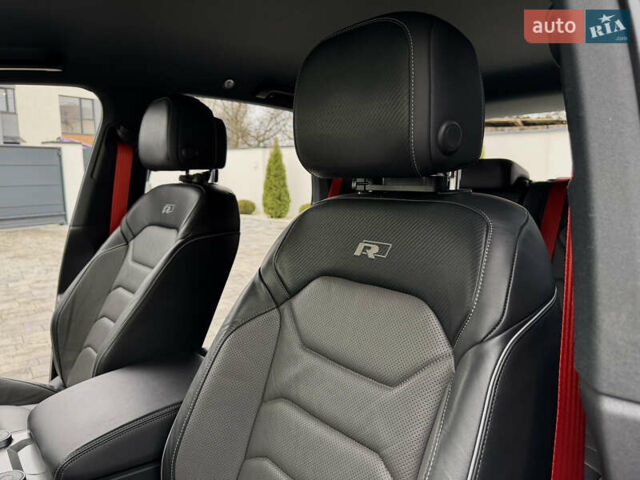 Чорний Фольксваген Туарег, об'ємом двигуна 3 л та пробігом 105 тис. км за 57888 $, фото 53 на Automoto.ua