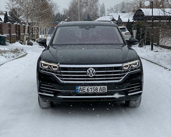 Черный Фольксваген Туарег, объемом двигателя 3 л и пробегом 248 тыс. км за 35000 $, фото 15 на Automoto.ua