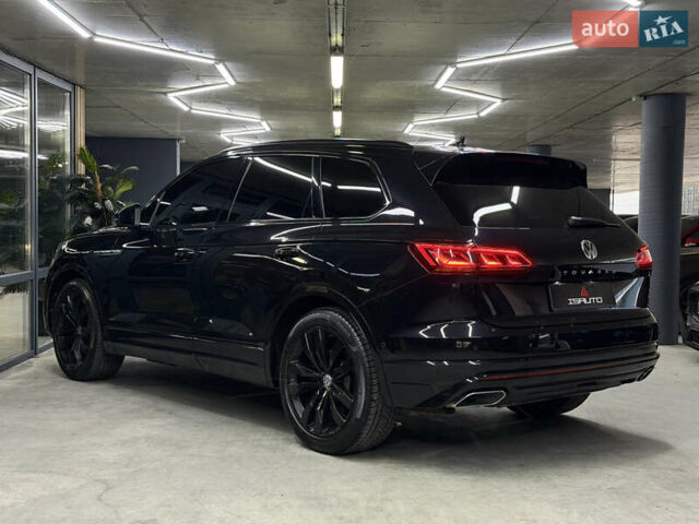 Черный Фольксваген Туарег, объемом двигателя 2.97 л и пробегом 172 тыс. км за 50500 $, фото 10 на Automoto.ua