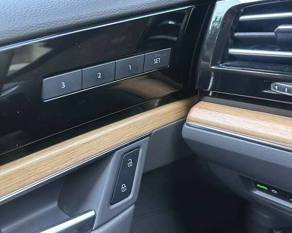 Чорний Фольксваген Туарег, об'ємом двигуна 2.97 л та пробігом 190 тис. км за 42000 $, фото 30 на Automoto.ua