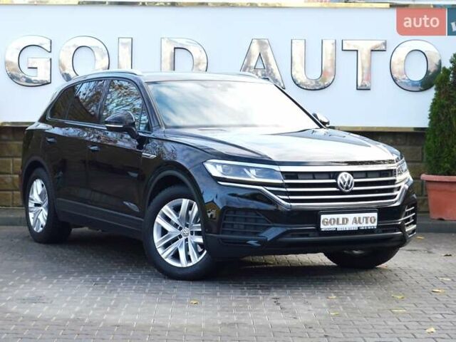 Черный Фольксваген Туарег, объемом двигателя 2.97 л и пробегом 115 тыс. км за 39900 $, фото 1 на Automoto.ua