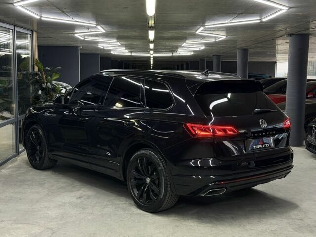 Черный Фольксваген Туарег, объемом двигателя 3 л и пробегом 172 тыс. км за 50500 $, фото 12 на Automoto.ua