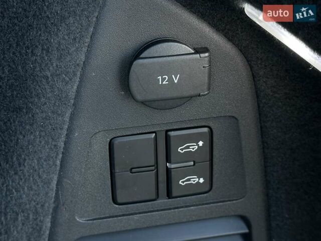 Чорний Фольксваген Туарег, об'ємом двигуна 2.97 л та пробігом 186 тис. км за 41900 $, фото 17 на Automoto.ua