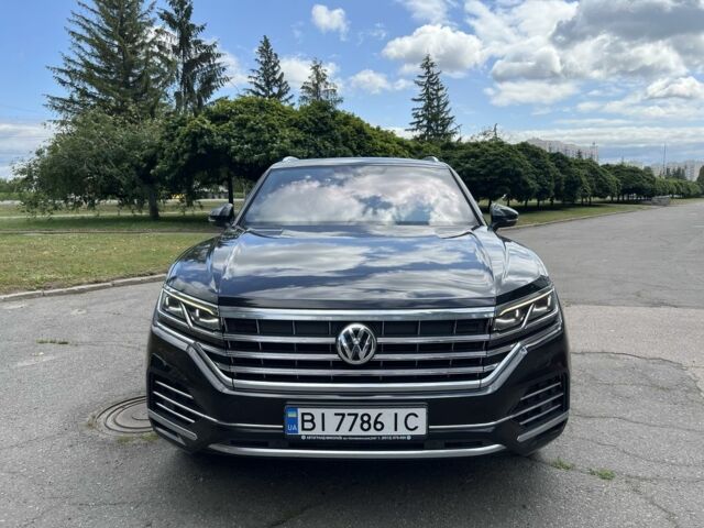 Черный Фольксваген Туарег, объемом двигателя 3 л и пробегом 194 тыс. км за 40500 $, фото 1 на Automoto.ua