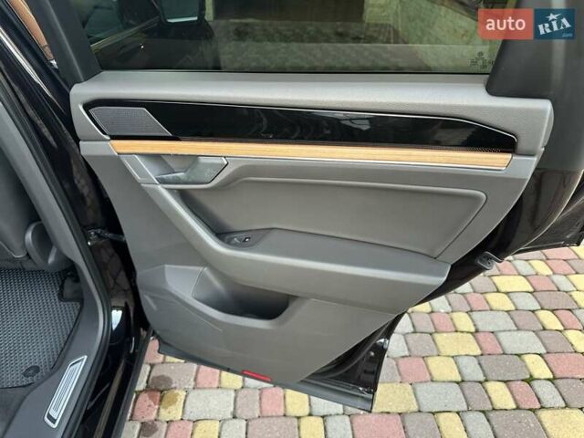 Чорний Фольксваген Туарег, об'ємом двигуна 2.97 л та пробігом 190 тис. км за 42000 $, фото 20 на Automoto.ua