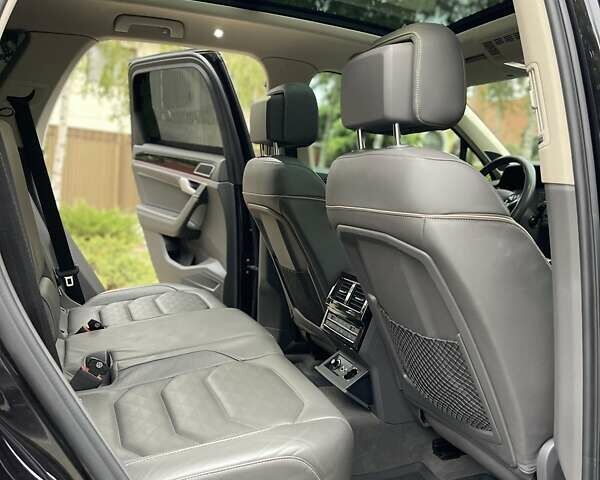 Чорний Фольксваген Туарег, об'ємом двигуна 2.97 л та пробігом 118 тис. км за 53900 $, фото 21 на Automoto.ua