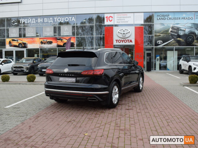Чорний Фольксваген Туарег, об'ємом двигуна 3 л та пробігом 145 тис. км за 39805 $, фото 15 на Automoto.ua