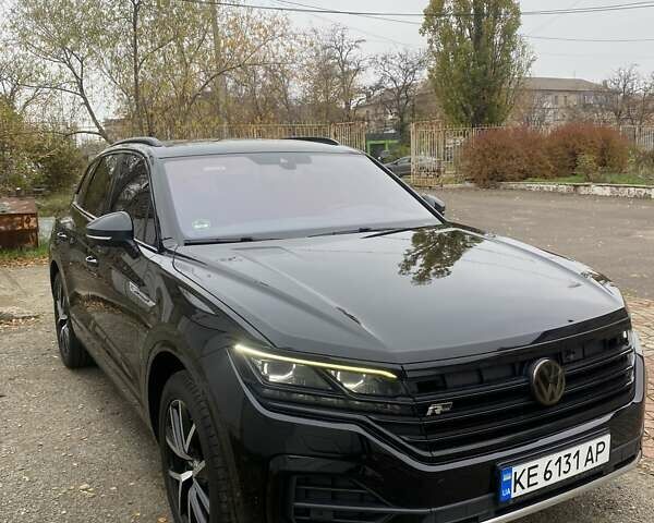 Черный Фольксваген Туарег, объемом двигателя 2.97 л и пробегом 231 тыс. км за 45500 $, фото 25 на Automoto.ua