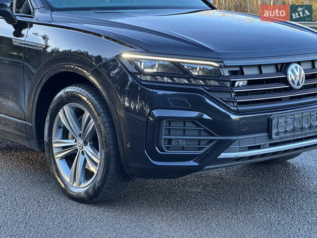 Черный Фольксваген Туарег, объемом двигателя 3 л и пробегом 259 тыс. км за 38999 $, фото 13 на Automoto.ua