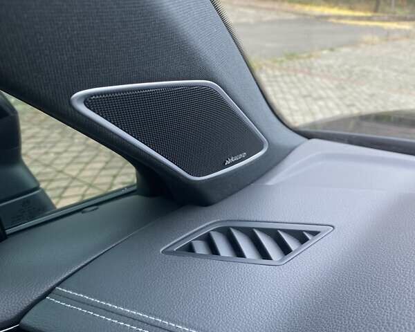 Черный Фольксваген Туарег, объемом двигателя 2.97 л и пробегом 231 тыс. км за 45500 $, фото 4 на Automoto.ua