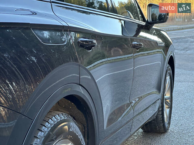 Черный Фольксваген Туарег, объемом двигателя 3 л и пробегом 259 тыс. км за 38999 $, фото 25 на Automoto.ua