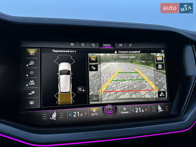 Черный Фольксваген Туарег, объемом двигателя 3 л и пробегом 229 тыс. км за 39999 $, фото 55 на Automoto.ua