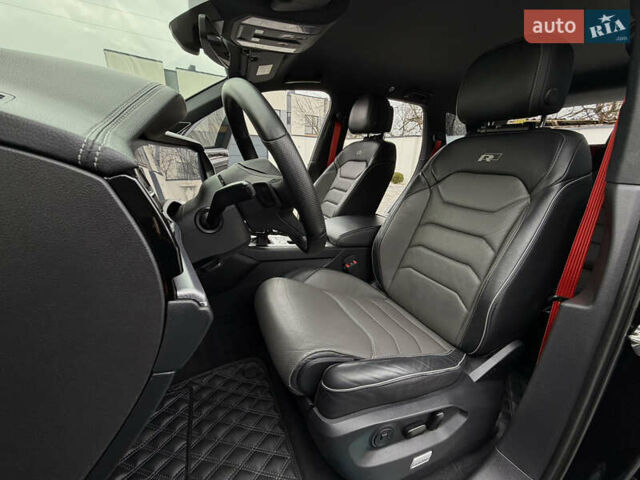 Чорний Фольксваген Туарег, об'ємом двигуна 3 л та пробігом 99 тис. км за 57888 $, фото 52 на Automoto.ua