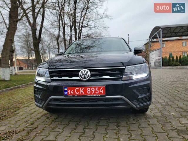Чорний Фольксваген Туарег, об'ємом двигуна 2 л та пробігом 83 тис. км за 18900 $, фото 11 на Automoto.ua