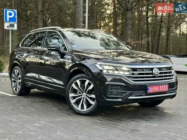 Черный Фольксваген Туарег, объемом двигателя 2.97 л и пробегом 264 тыс. км за 44000 $, фото 5 на Automoto.ua