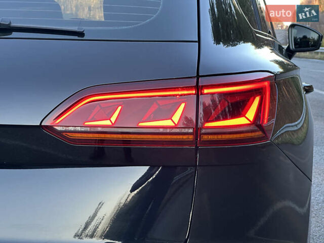 Черный Фольксваген Туарег, объемом двигателя 3 л и пробегом 259 тыс. км за 38999 $, фото 39 на Automoto.ua