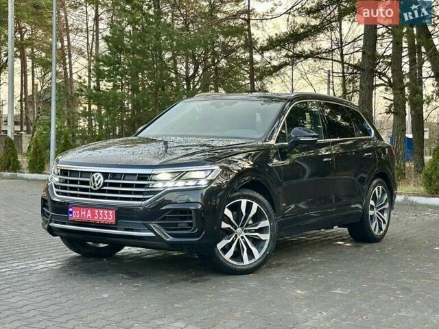 Черный Фольксваген Туарег, объемом двигателя 2.97 л и пробегом 264 тыс. км за 44000 $, фото 12 на Automoto.ua