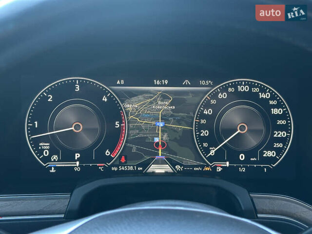 Черный Фольксваген Туарег, объемом двигателя 3 л и пробегом 259 тыс. км за 38999 $, фото 76 на Automoto.ua