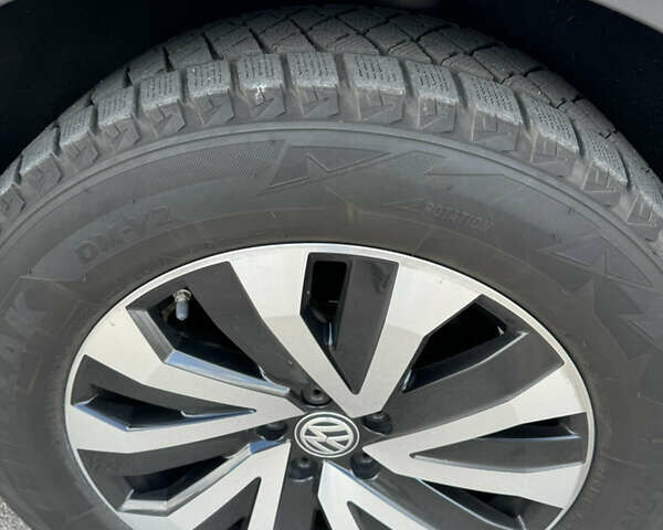 Черный Фольксваген Туарег, объемом двигателя 2.97 л и пробегом 162 тыс. км за 48500 $, фото 11 на Automoto.ua