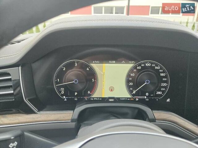 Черный Фольксваген Туарег, объемом двигателя 2.97 л и пробегом 135 тыс. км за 47000 $, фото 11 на Automoto.ua