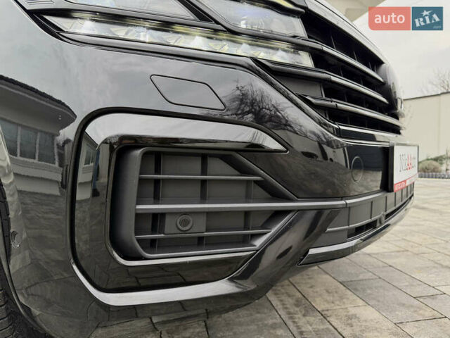 Чорний Фольксваген Туарег, об'ємом двигуна 3 л та пробігом 105 тис. км за 57888 $, фото 22 на Automoto.ua