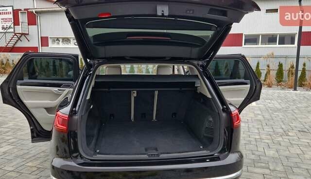 Черный Фольксваген Туарег, объемом двигателя 3 л и пробегом 189 тыс. км за 42800 $, фото 27 на Automoto.ua