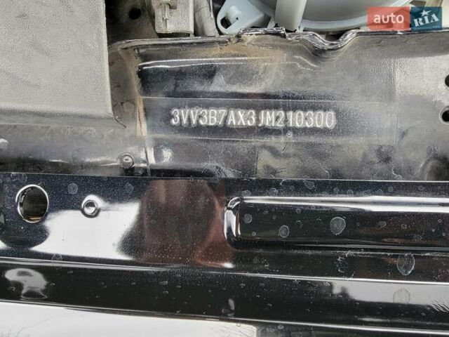 Чорний Фольксваген Туарег, об'ємом двигуна 2 л та пробігом 83 тис. км за 18900 $, фото 17 на Automoto.ua