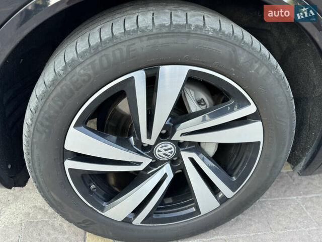 Чорний Фольксваген Туарег, об'ємом двигуна 2.97 л та пробігом 240 тис. км за 43500 $, фото 20 на Automoto.ua