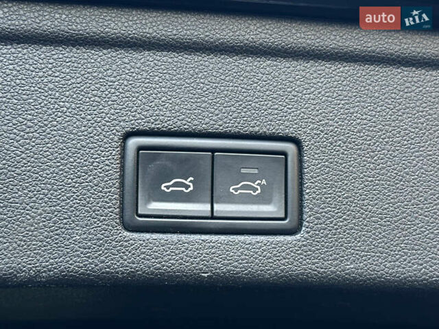 Черный Фольксваген Туарег, объемом двигателя 3 л и пробегом 259 тыс. км за 38999 $, фото 57 на Automoto.ua