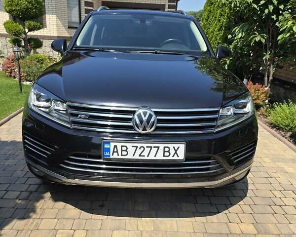 Черный Фольксваген Туарег, объемом двигателя 2.97 л и пробегом 129 тыс. км за 32000 $, фото 4 на Automoto.ua