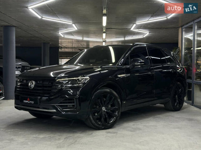 Черный Фольксваген Туарег, объемом двигателя 2.97 л и пробегом 172 тыс. км за 50500 $, фото 6 на Automoto.ua