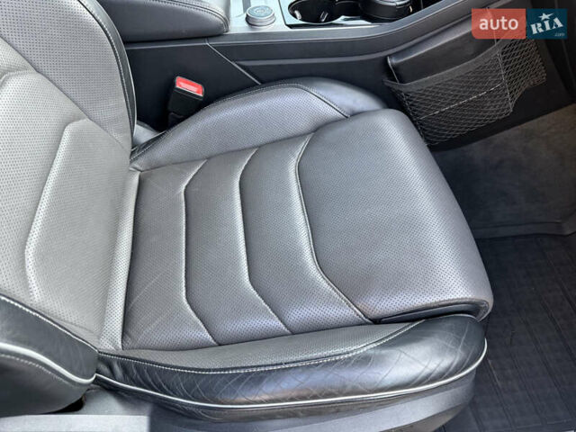 Чорний Фольксваген Туарег, об'ємом двигуна 2.97 л та пробігом 240 тис. км за 43500 $, фото 39 на Automoto.ua