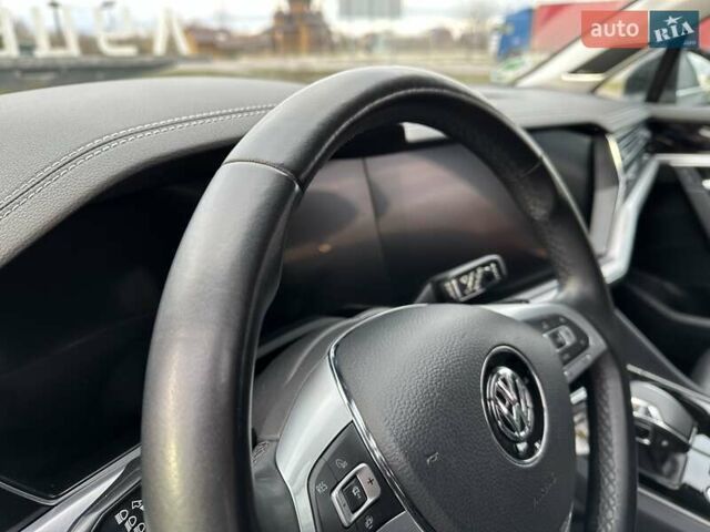 Черный Фольксваген Туарег, объемом двигателя 2.97 л и пробегом 96 тыс. км за 45500 $, фото 30 на Automoto.ua