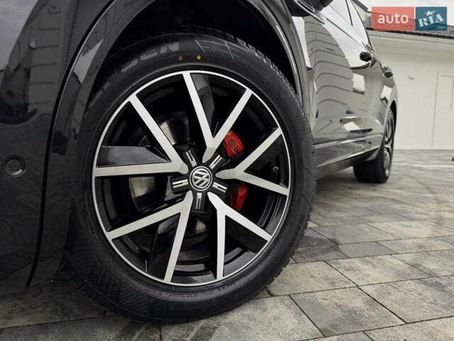 Чорний Фольксваген Туарег, об'ємом двигуна 3 л та пробігом 99 тис. км за 57888 $, фото 20 на Automoto.ua