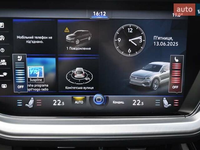 Черный Фольксваген Туарег, объемом двигателя 2.97 л и пробегом 138 тыс. км за 46400 $, фото 36 на Automoto.ua