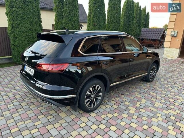 Чорний Фольксваген Туарег, об'ємом двигуна 2.97 л та пробігом 190 тис. км за 42000 $, фото 5 на Automoto.ua