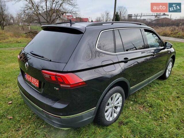 Чорний Фольксваген Туарег, об'ємом двигуна 2 л та пробігом 83 тис. км за 18900 $, фото 8 на Automoto.ua