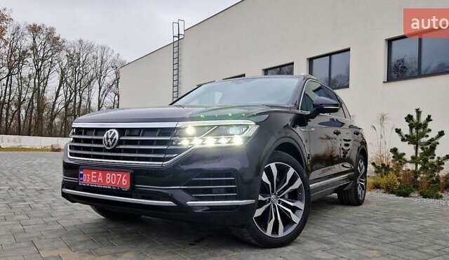 Черный Фольксваген Туарег, объемом двигателя 3 л и пробегом 189 тыс. км за 42800 $, фото 68 на Automoto.ua