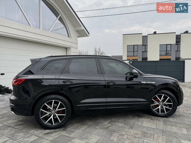 Чорний Фольксваген Туарег, об'ємом двигуна 3 л та пробігом 105 тис. км за 57888 $, фото 13 на Automoto.ua