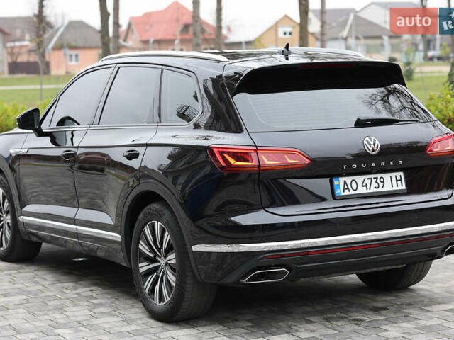 Черный Фольксваген Туарег, объемом двигателя 2.97 л и пробегом 252 тыс. км за 40500 $, фото 12 на Automoto.ua