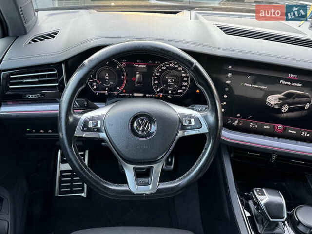 Чорний Фольксваген Туарег, об'ємом двигуна 2.97 л та пробігом 240 тис. км за 43500 $, фото 28 на Automoto.ua