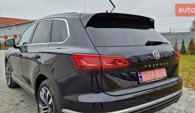 Черный Фольксваген Туарег, объемом двигателя 3 л и пробегом 189 тыс. км за 42800 $, фото 64 на Automoto.ua