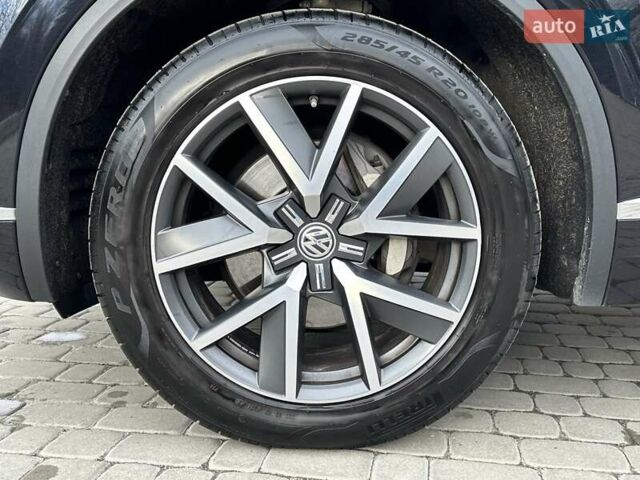 Черный Фольксваген Туарег, объемом двигателя 2.97 л и пробегом 96 тыс. км за 45500 $, фото 9 на Automoto.ua