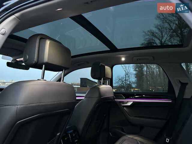 Черный Фольксваген Туарег, объемом двигателя 3 л и пробегом 229 тыс. км за 39999 $, фото 38 на Automoto.ua