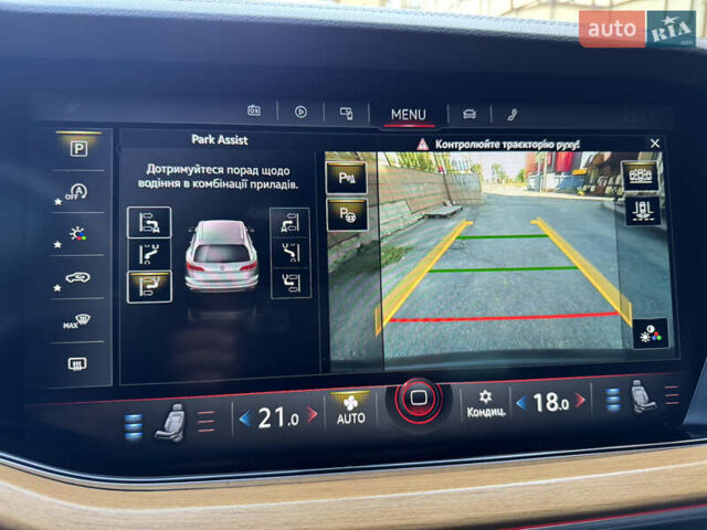 Чорний Фольксваген Туарег, об'ємом двигуна 2.97 л та пробігом 206 тис. км за 45000 $, фото 44 на Automoto.ua