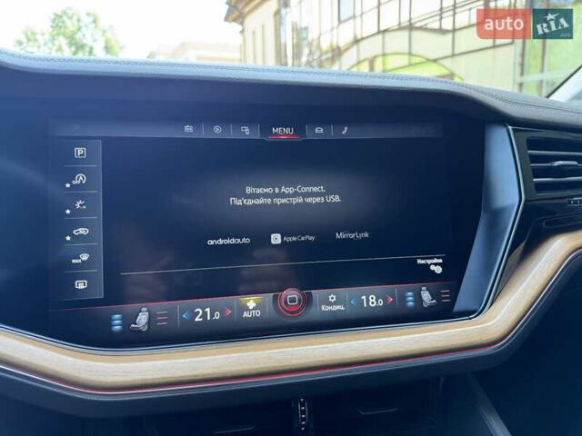 Чорний Фольксваген Туарег, об'ємом двигуна 2.97 л та пробігом 206 тис. км за 45000 $, фото 38 на Automoto.ua