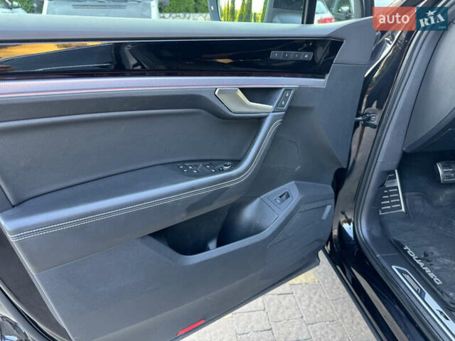 Чорний Фольксваген Туарег, об'ємом двигуна 2.97 л та пробігом 240 тис. км за 43500 $, фото 32 на Automoto.ua