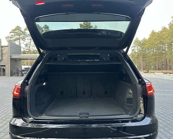 Черный Фольксваген Туарег, объемом двигателя 2.97 л и пробегом 264 тыс. км за 44000 $, фото 72 на Automoto.ua