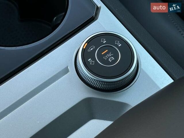 Чорний Фольксваген Туарег, об'ємом двигуна 2.97 л та пробігом 186 тис. км за 41900 $, фото 38 на Automoto.ua